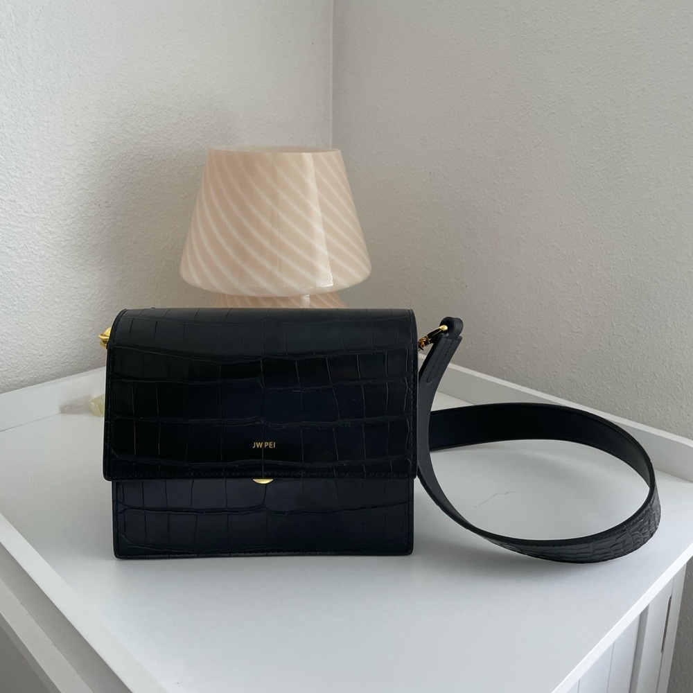 JW PEI BLACK PURSE